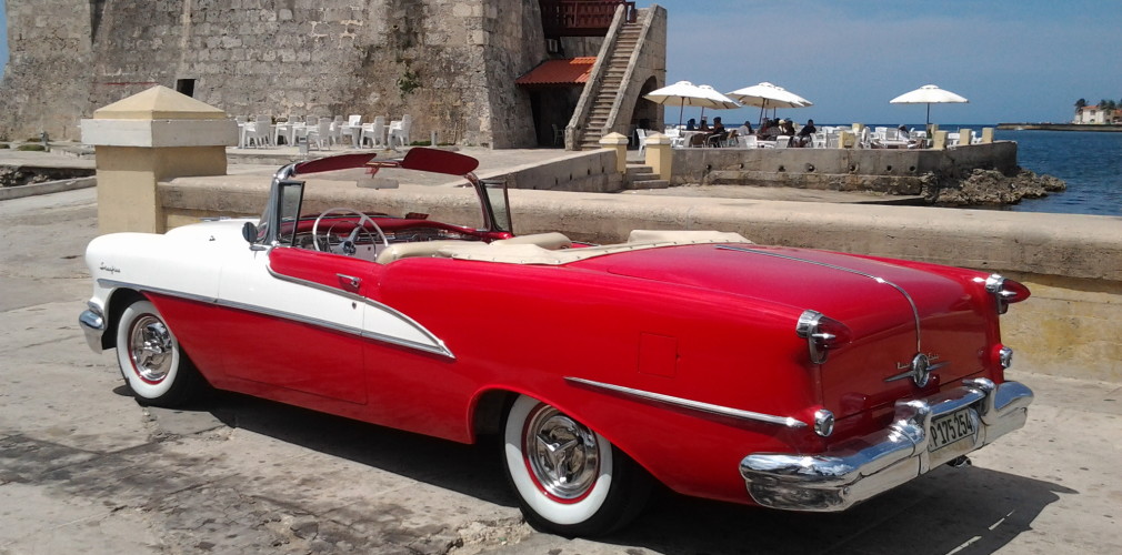 malecon, classic car havana cuba